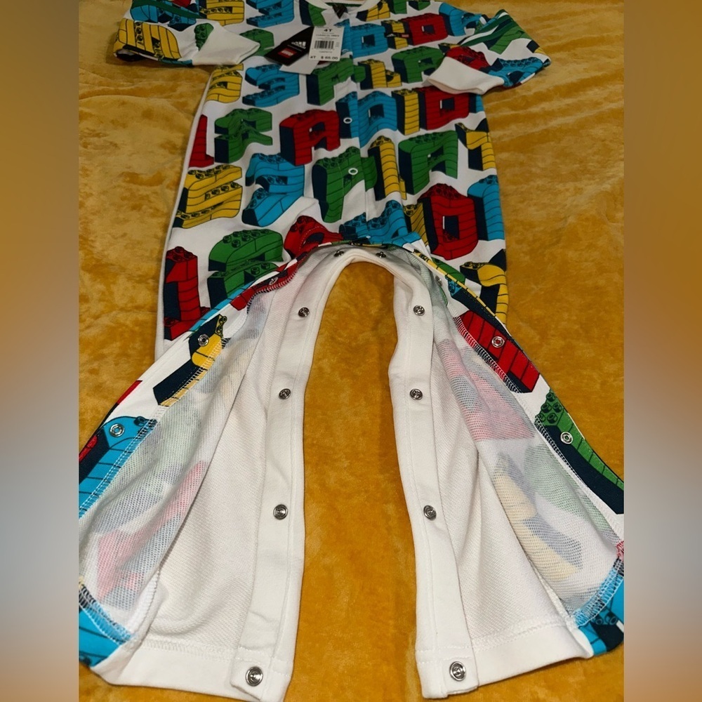 New Adidas Lego One-piece 4T - Picture 7 of 8